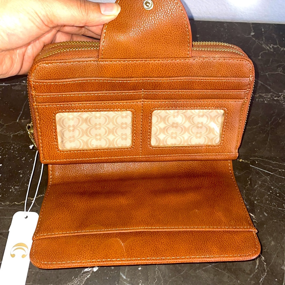 Charming Charlie Wallet - Picture 5 of 7